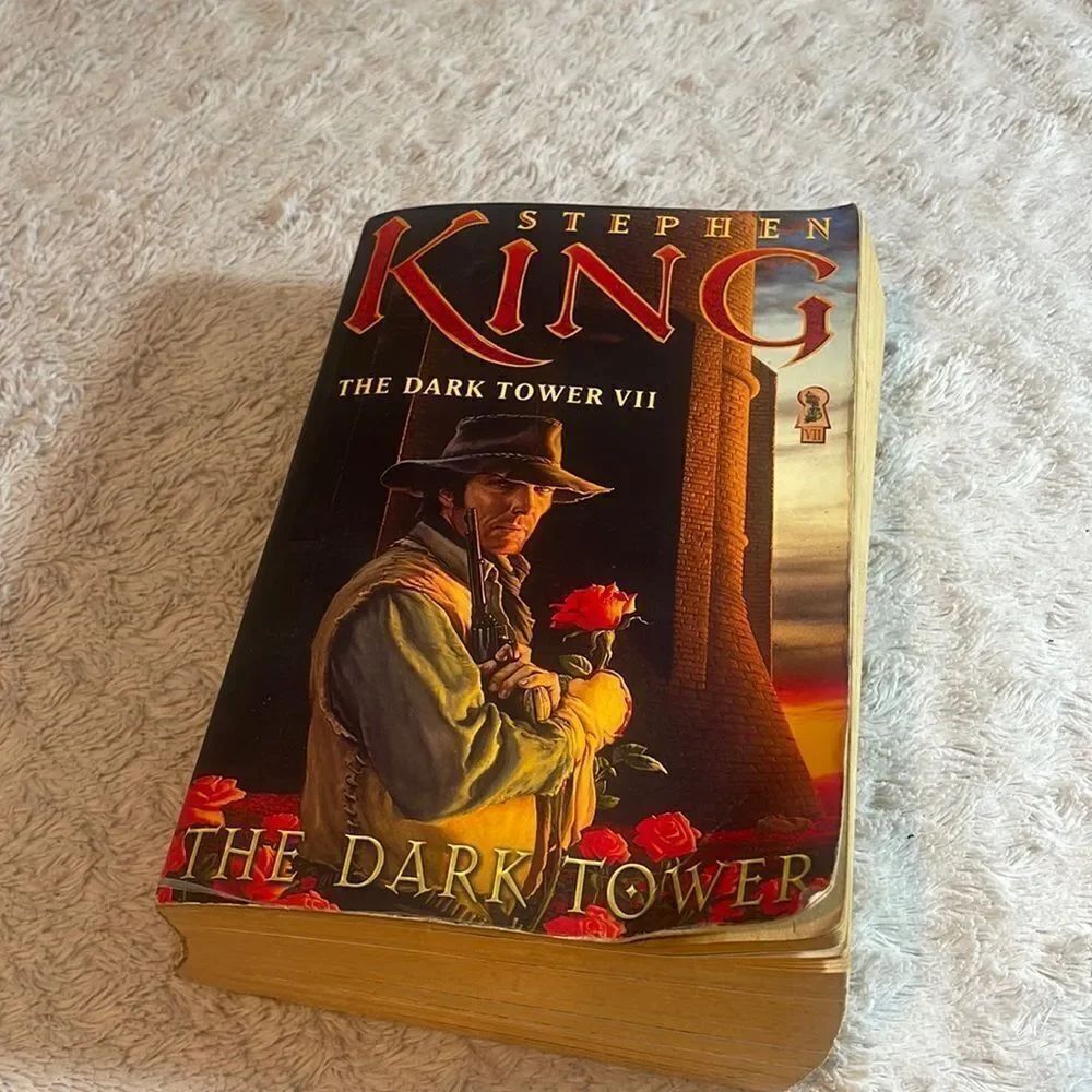 Steven king “The Dark tower “ book